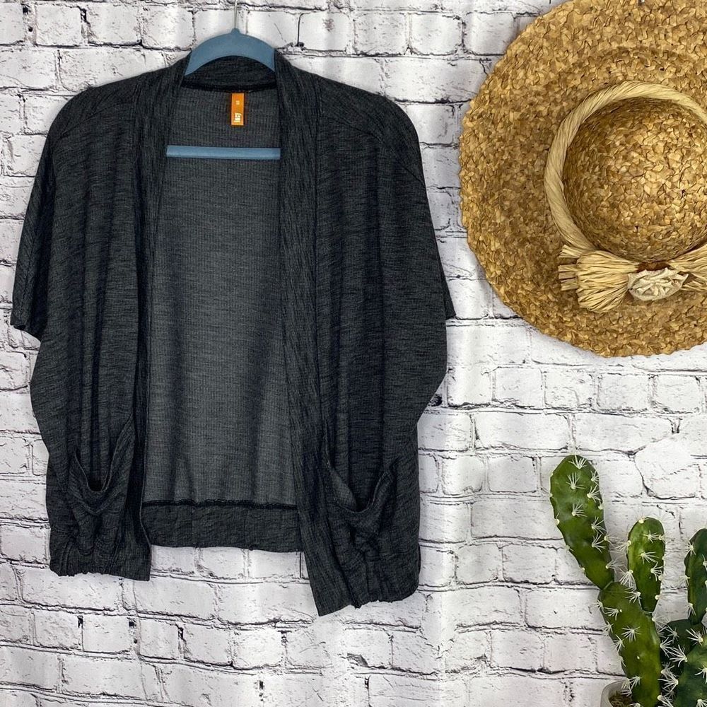 Lucy Activewear Short Sleeve Open‎ Front Cropped Cardigan Jacket Heather Grey XS